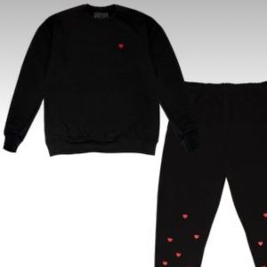 TAYLOR SWIFT RED HEART CREWNECK❣️